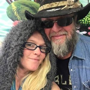 Meet your Posher, Christy